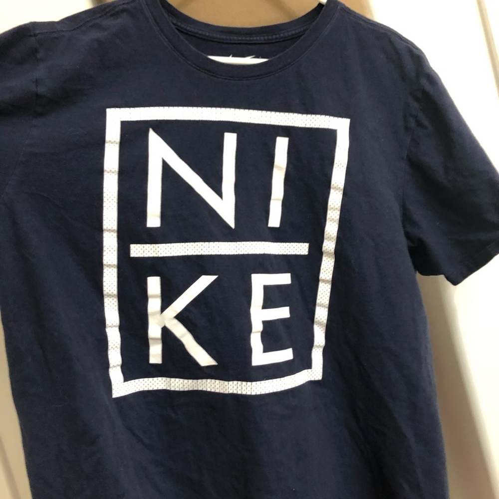 Nike Tee